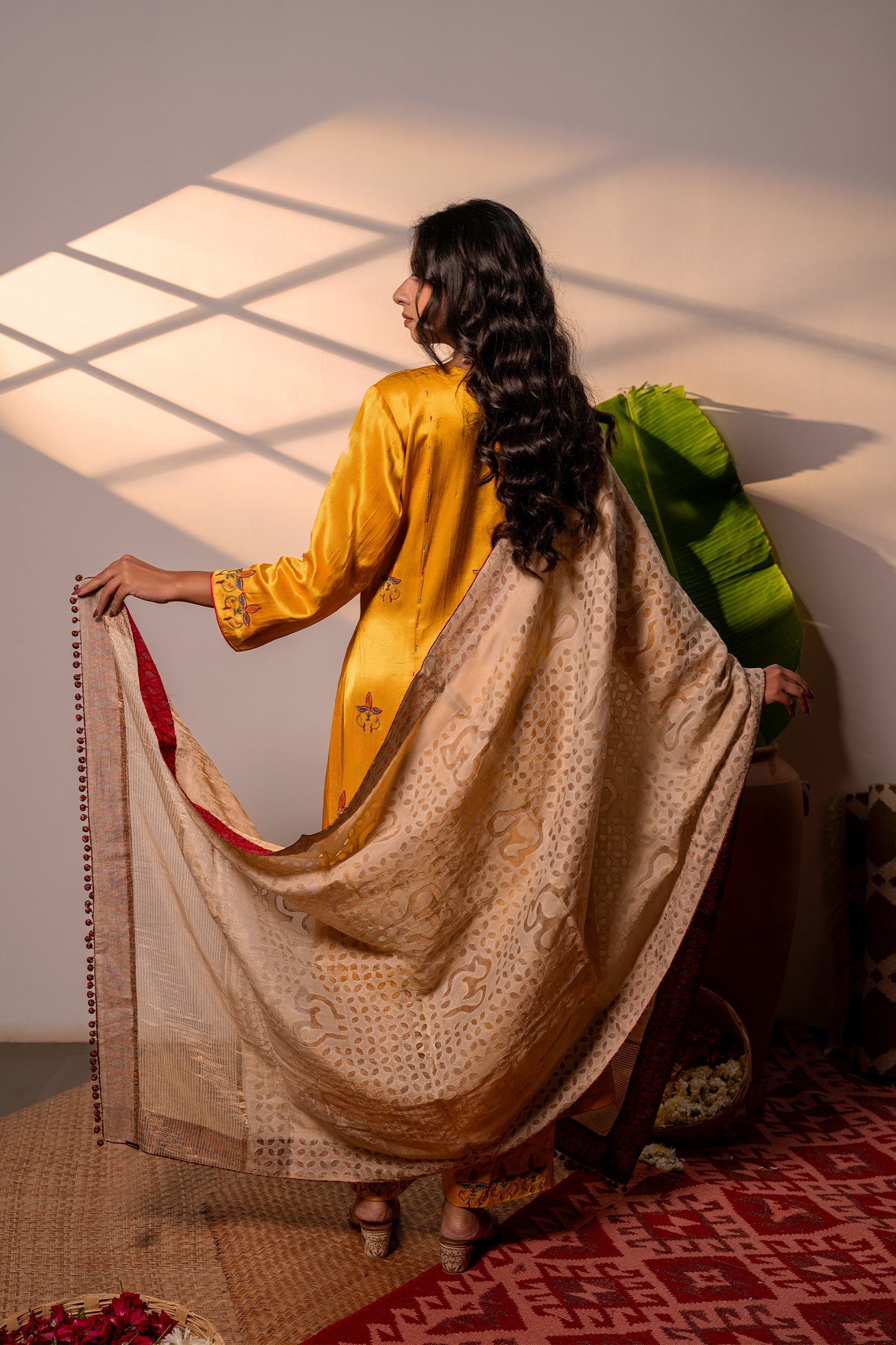 Ivory Tissue Hand-Cut Applique Festive Dupatta