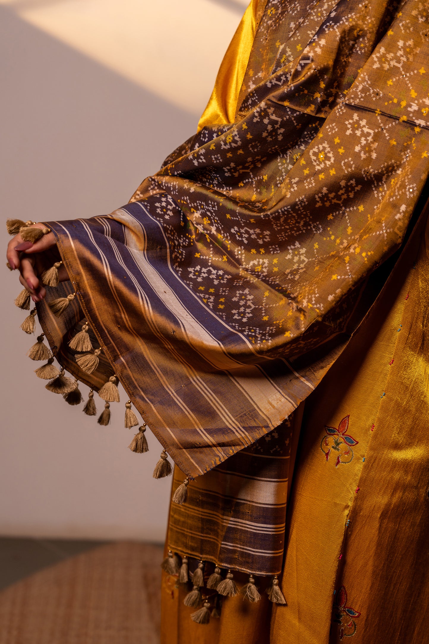 Artisanal Rust Patola Silk Stole – Heritage Weave Handwoven Silk Patola Stole