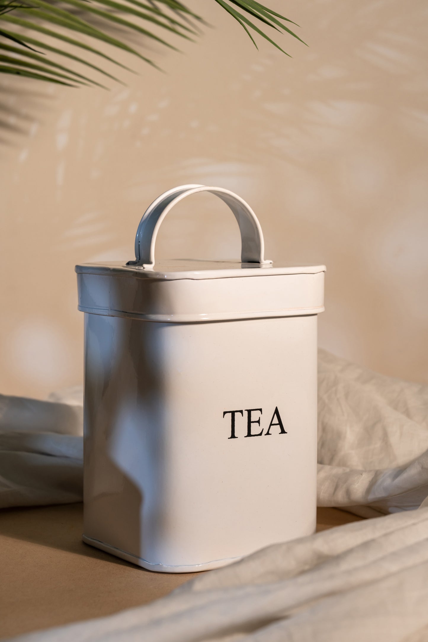 White Aluminum Tea Box