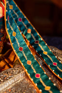 Applique Aahir Square Potli