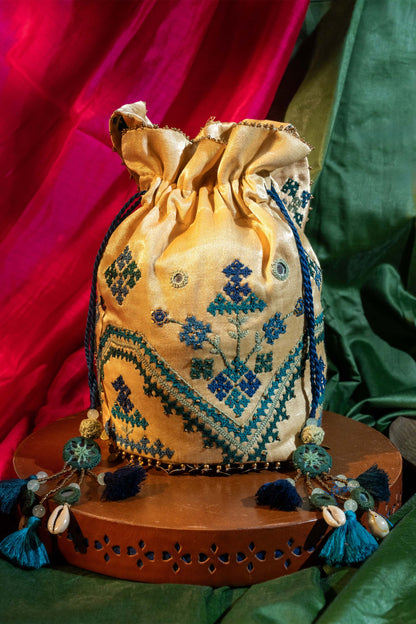 Ivory Rabari Wave Potli