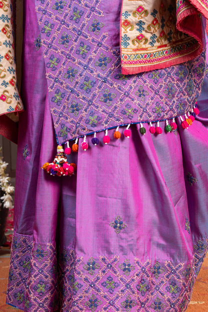 Handcrafted Purple Silk Saree With Traditional Dharwadi Embroidery