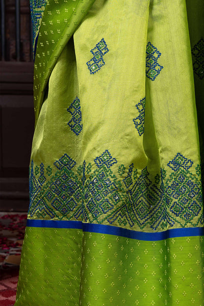 Handwoven Green Chanderi Silk Saree With Blue Highlights and Dharwadi Embroidery