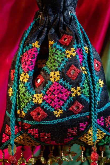 Black Rabari Squre Flat Potli