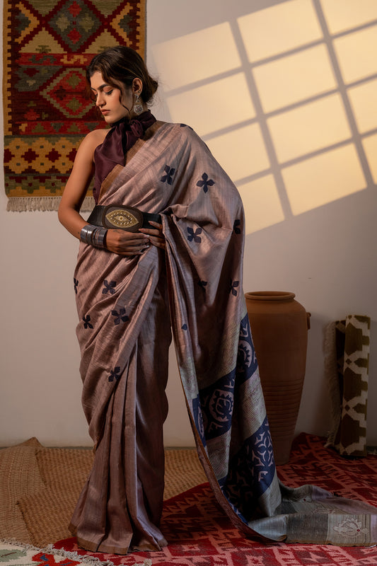 Handcrafted Lavender Tussar Silk Saree – Artisanal Appliqué Elegance