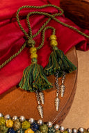 Green Thread Ball Leaf Choker