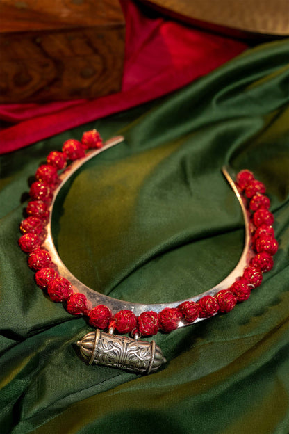 Red Thread Ball Hasli Choker